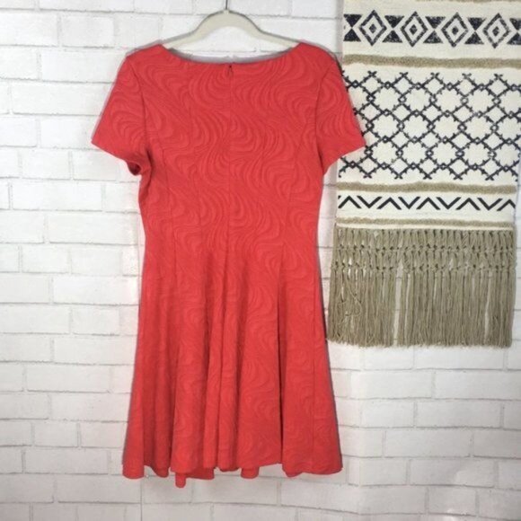 Gabby Skye Coral Textured Short Sleeve Fit & Flare Dress Womens 12P - Picture 5 of 5